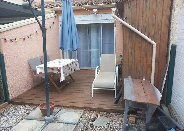 Le Centaure Proche Centre Naturiste Holiday home